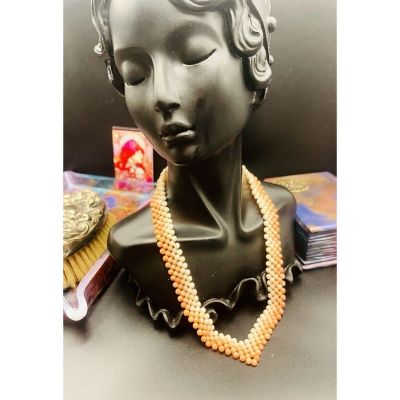 Art Deco Genuine Ombré Angel Skin Beaded Coral 14/20 Gold Filled V Necklace 18